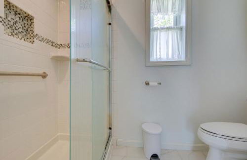 Home with Hot Tub and Deck about 3 Mi to Ark Encounter! - Foto 13