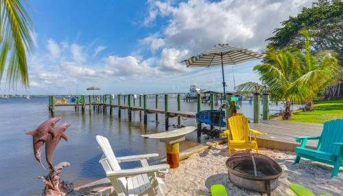 Waterfront Stuart Oasis with Hot Tub and Dock! - Foto 2