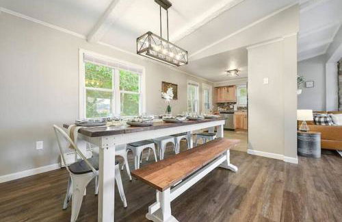 The Bumble Bee Hive 7-Bedroom House w/ Hot Tub - Foto 66