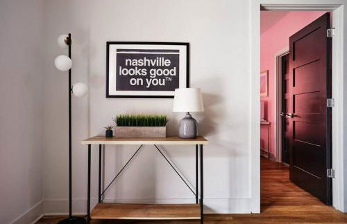 Ultimate Bach 10min to DT IG Walls Every Room - Foto 53