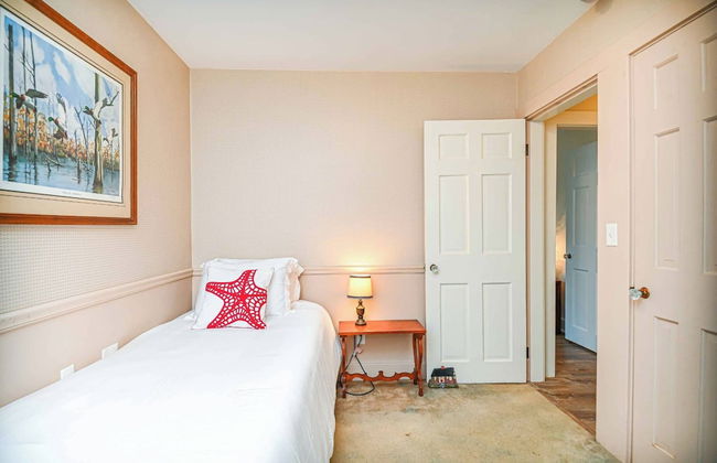 Cape Neddick Coastal Hideaway New England Charm! - Photo 11