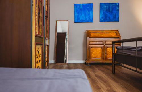 Charmanter Altbau zwischen Altstadt und Klinikum mit Parkplatz - Foto 16