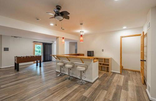 Beautiful Home near MGM, National Harbor - Foto 17