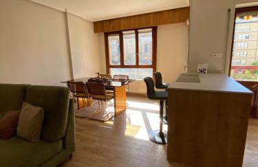 HomeOffice with Church Views - Foto 11