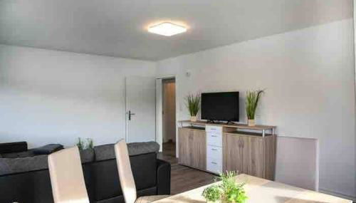 Moderne Wohnung mit Balkon, Küche, Garten Smart-TV - Photo 5