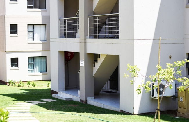 Johannesburg Apartment - Photo 14