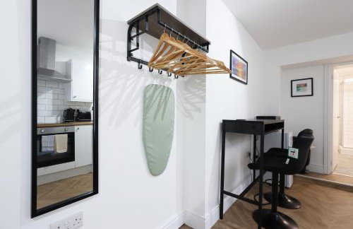 New Lodge Studios with Full Kitchen and Parking - Foto 52