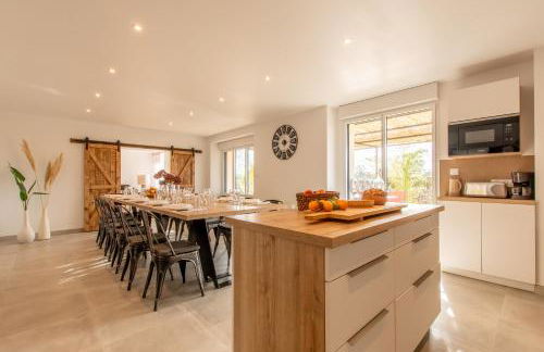 Gîte groupe 21 pers - Idéal Famille Amis Pro - Atelier ludique - Espace réceptiion séminaire - 30 mn PuyduFou - Foto 4