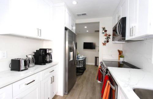 NEW! 2-Bedroom Fontana Guest House close to Kaiser Permanente - Photo 31