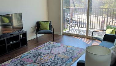 4 mi to Jack Thrice Stadium + hot tub - Foto 2