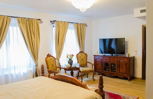 Cetatea Medievala - Foto 4