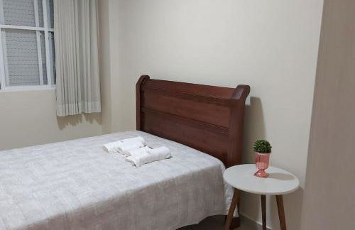 Apartamento encantador- 40 metros da praia e duas quadras do shopping - Foto 3