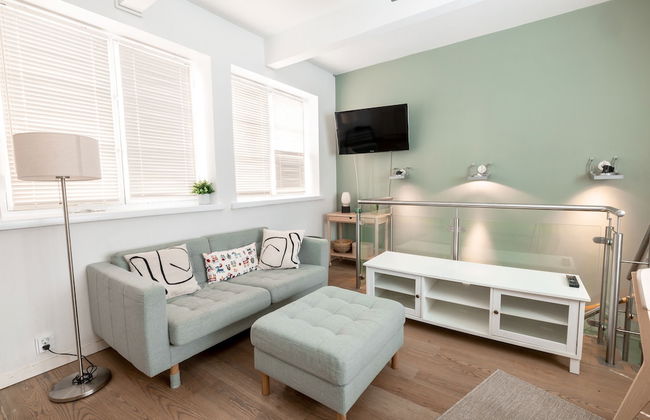 2ndhomes Unique 2-Story Home with Spa - Foto 17