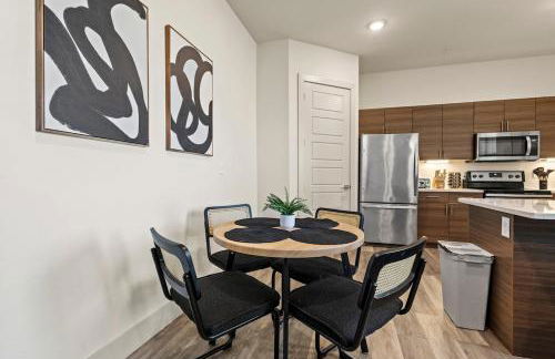 Modern Executive 1BR King Bed - Walk to West 7th - Foto 7