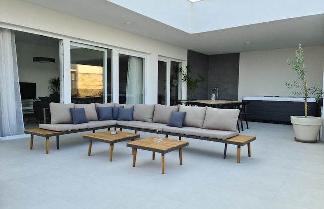 Exclusive Seafront Suites with hot tub - Foto 22