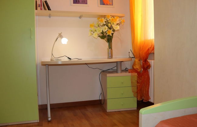 Holiday Home with Nicely Decorated Interior near Lake Garda - Foto 3