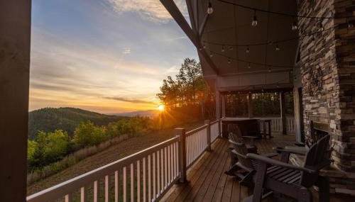Mountain Top Escape w Hot Tub, Fireplace and Views - Foto 4