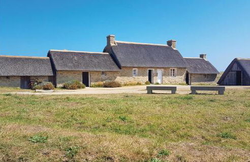 Lovely Home In Guisseny - Photo 36