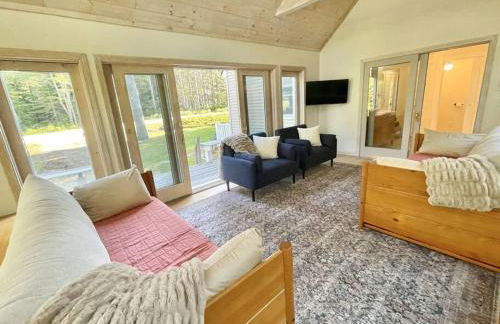 Quiet Family Friendly Home w/ Backyard [Owls Nest] - Foto 33