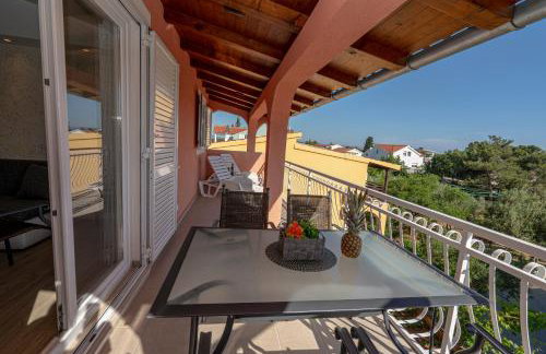 Seaview & Balcony Apartment PETRA - Foto 4