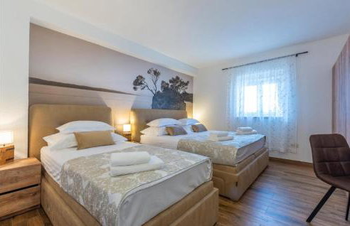 Nice Home In Sestanovac With Kitchen - Foto 64