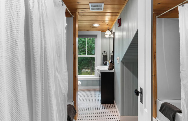 TuckAway Suites at East Branch - Foto 107