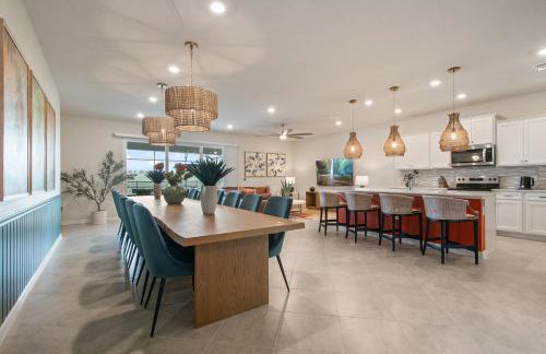 New 10-bedroom Luxury Retreat, Private Pool and Spa, Near Disney and Orlando - Foto 4