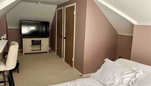 Elevated Entertainment Sleep Suite - Foto 2
