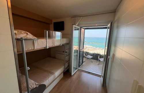 Fronte BLU - FRONTE MARE - Foto 14