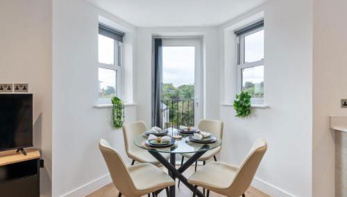 Bright & Airy 2-Bedroom, Leatherhead, Sleeps 4 - Foto 4