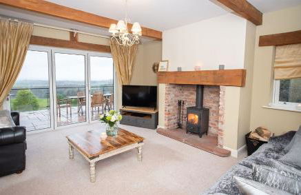 Orchard House, Castle Carrock, luxurious, characterful cottage with hot tub and countryside views - Foto 5