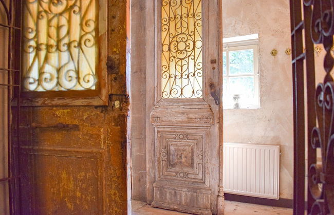 Posh Holiday Home in Alphen with Hot Tub - Photo 4