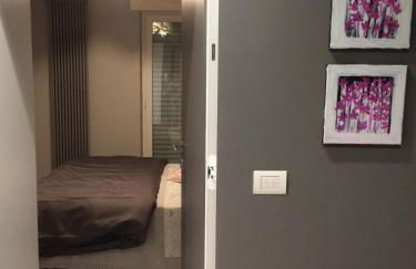 Cozy Apartment in Paolo Sarpi with balcony - Photo 12