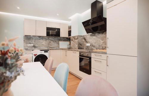 House of Blooms - Photo 110