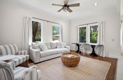 New Listing - Historical Home in Mossy Oaks - Foto 1