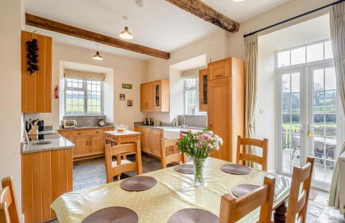 Armswell House - Photo 7