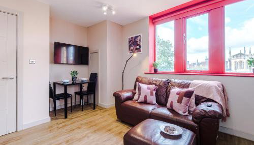 Modern 2BR near Wigan Town Centre - Foto 3