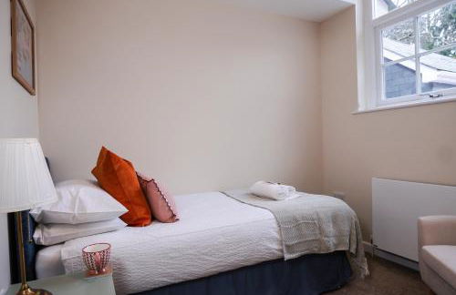 Epiphany House - Photo 111