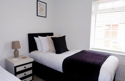 Modern 3 Bed House nr Southampton Town-Parking Contractors Welcome - Foto 26
