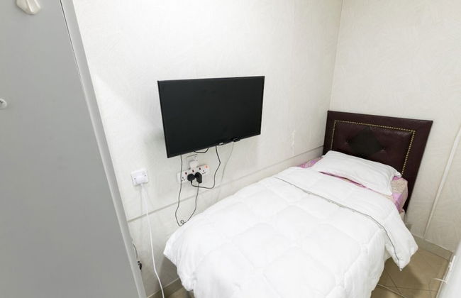 Marina Crown Tower - Photo 42