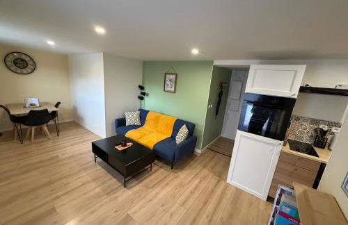 Ô'Bon'Endroit - Piscine, Calme, 20 min Lyon - Foto 1