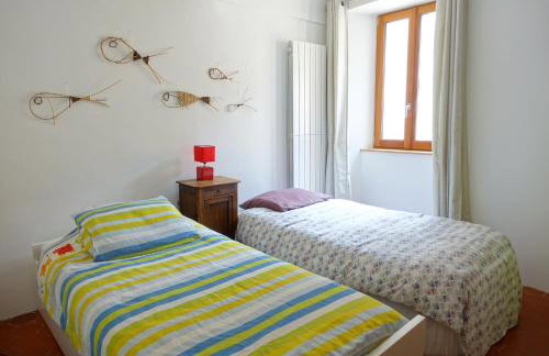 Grande maison de village 200 m2 calme tout confort - Foto 9