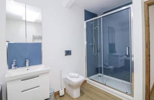 Courtyard View - Photo 22