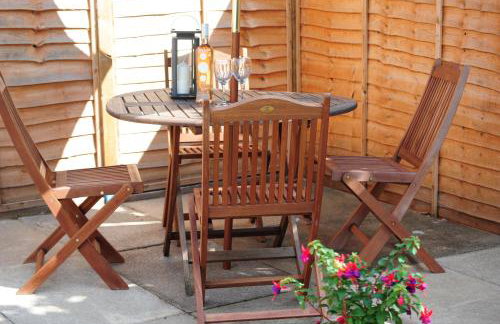 Newly refurbished next to University Hospital Coventry - Foto 7