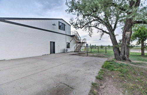 Lovely Barn Loft with Mountain Views on Horse Estate - Foto 24