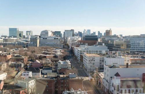 Central Space to Balance Life Work Play 7 Sleeps - Photo 12