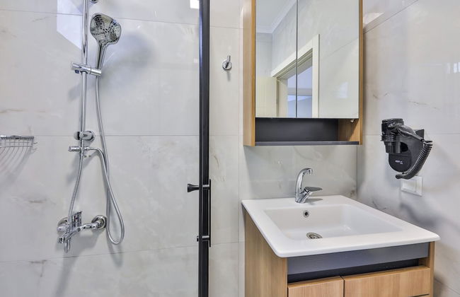 Tugce Apart - Photo 33