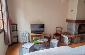 Maison en Pierre et Colombage à Entraygues - Photo 9