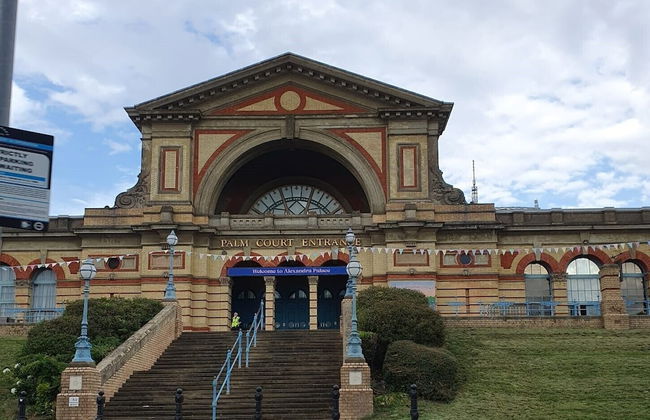 Light 1-bed - London N8 - Free Parking - Fast Wifi - Foto 45