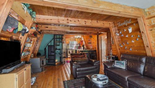 Near Trails Forest Lake Retreat with Backyard Oasis - Foto 5